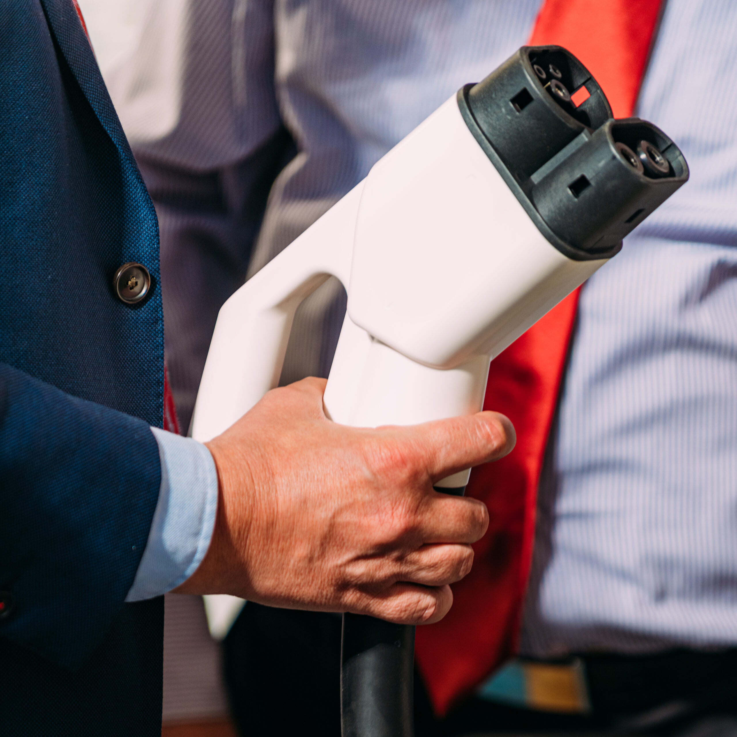 Electric vehicle charger